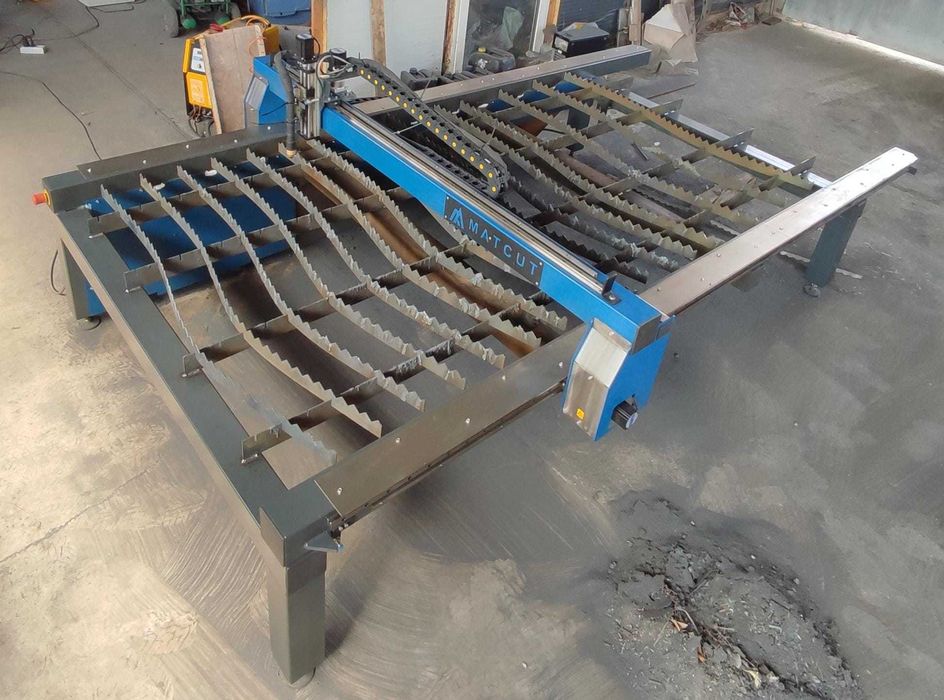 Vând CNC Plasma 1500x3000, THC Auto, WiFi conect -panouri-porți-decor