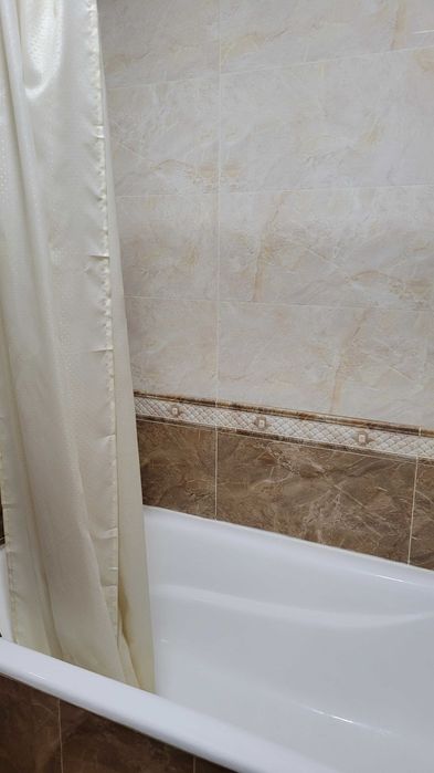 2-комн  кв  Шахристанском в Банковсковском доме  83 м2