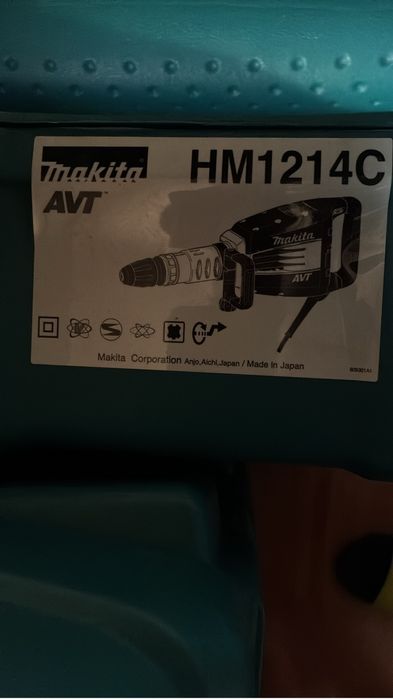 Demolator Makita HM1214C