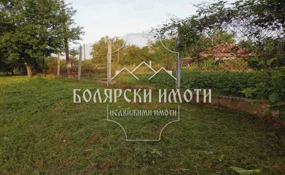 Продава се Парцел в с. Първомайци, Област Велико Търново - 900 кв.м за 23 €/кв.м - Снимка #2