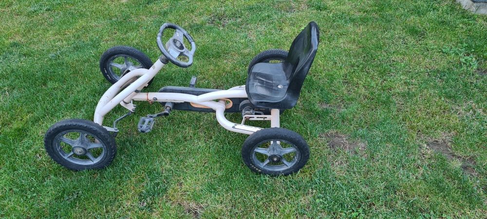Vând kart BERG pentru copii