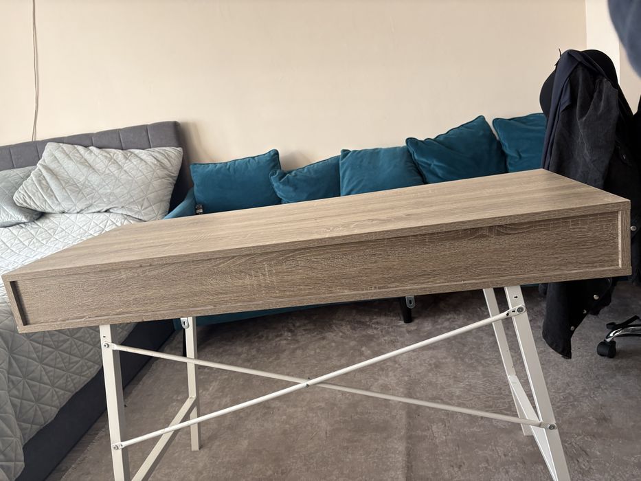 Маса за офис.