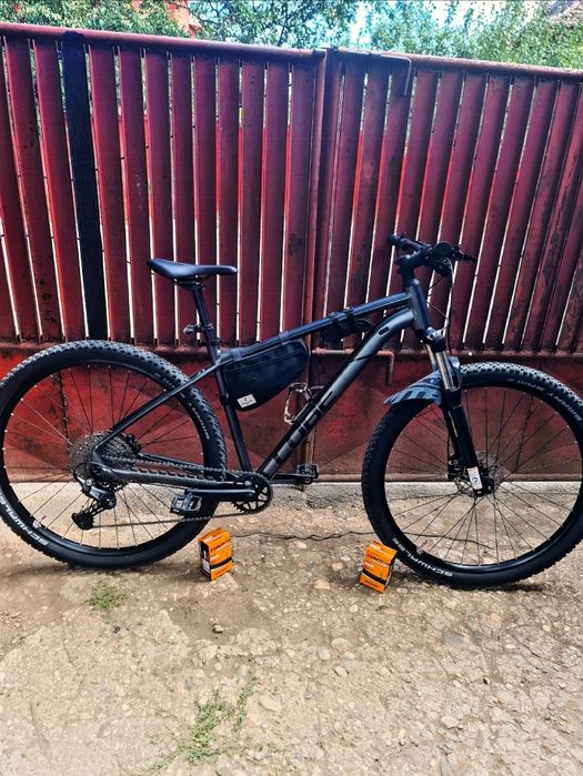 Vând bicicletă Cube AIM SLX