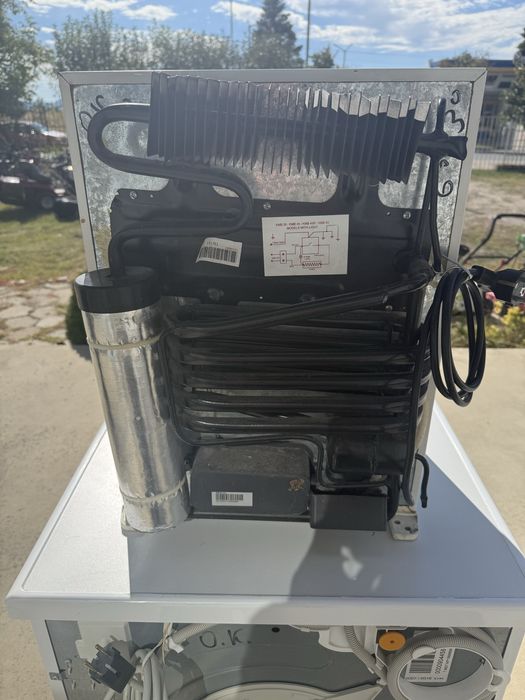 Минибар - Мини бар - хладилник с нагреватели