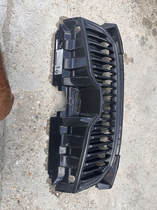 Grilă radiator skoda fabia 3.cod:6v0853653.a.