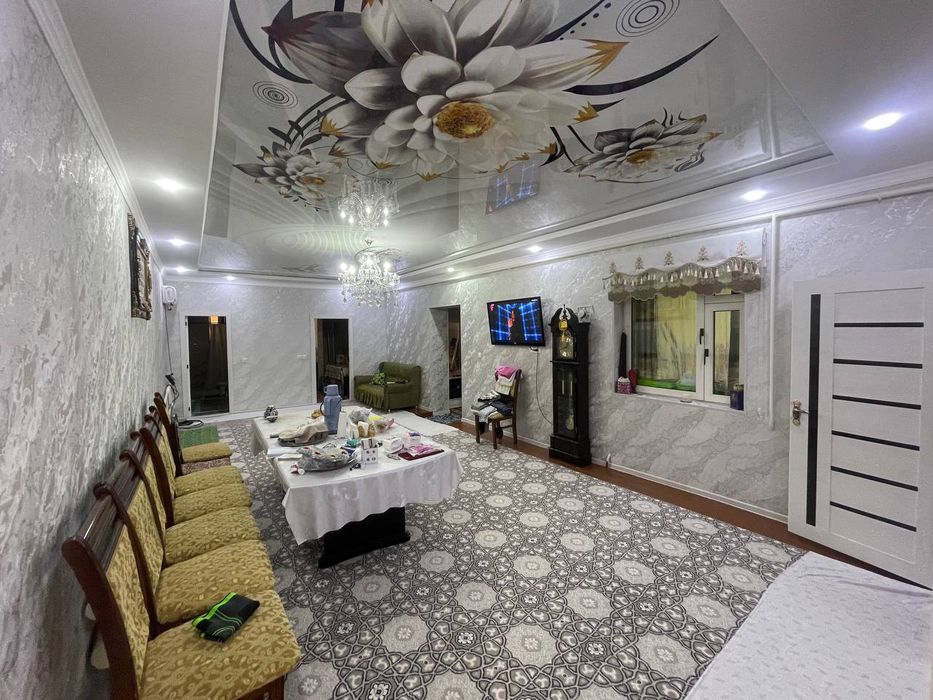 Urganchda 300kv hovli joy