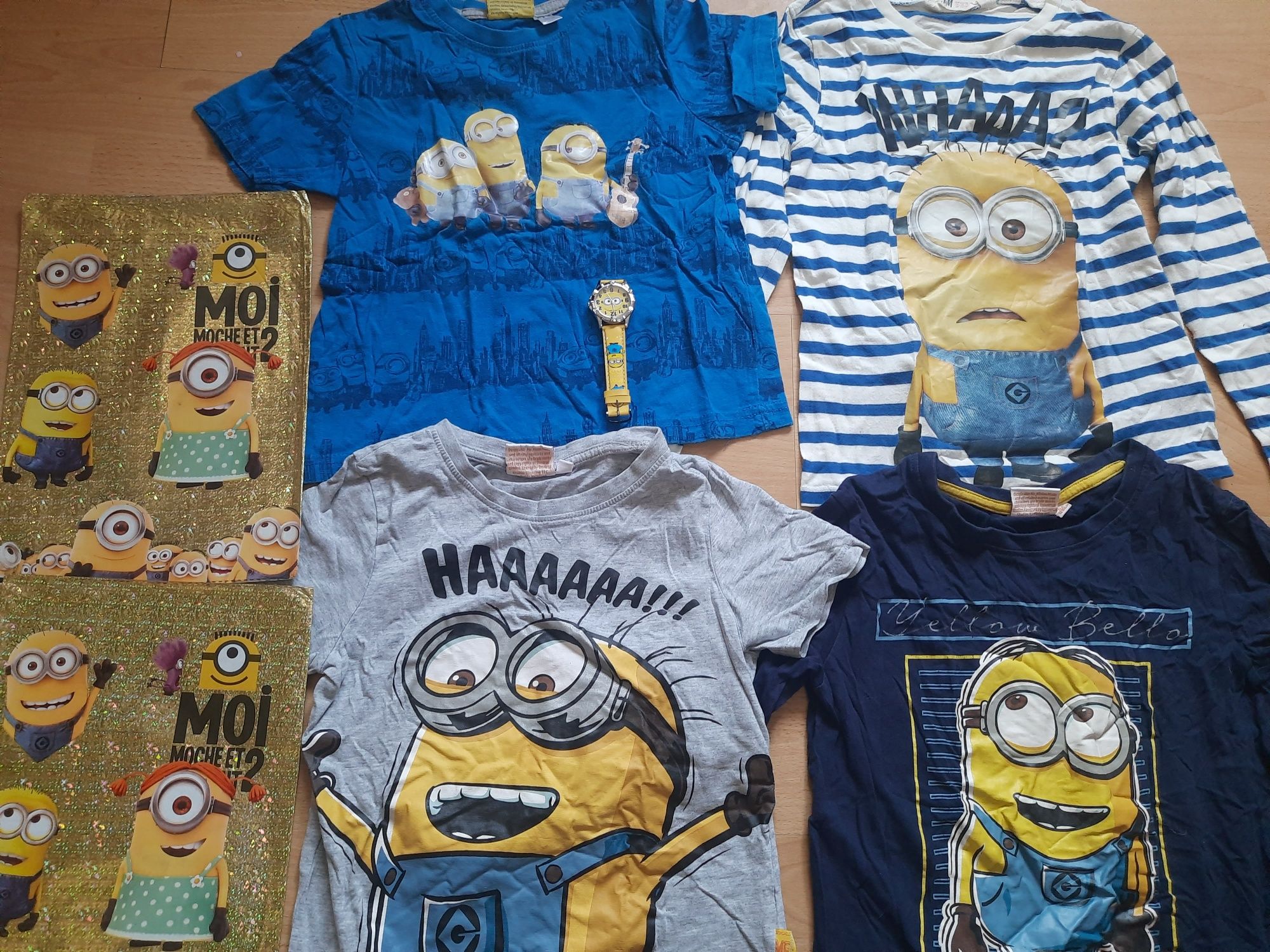 Ceas nou ,tricouri,coperti noi 3D toate cu Minionii,3 buc 100 lei