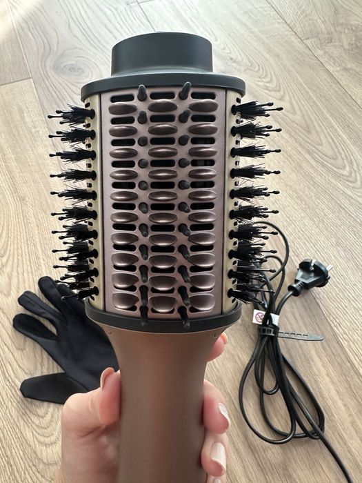 Perie cu aer cald Babyliss Air Power Volume, model nou, nefolosita.
