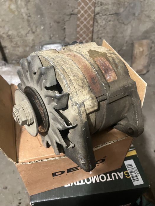 Ford CVH моно алтернатор биели