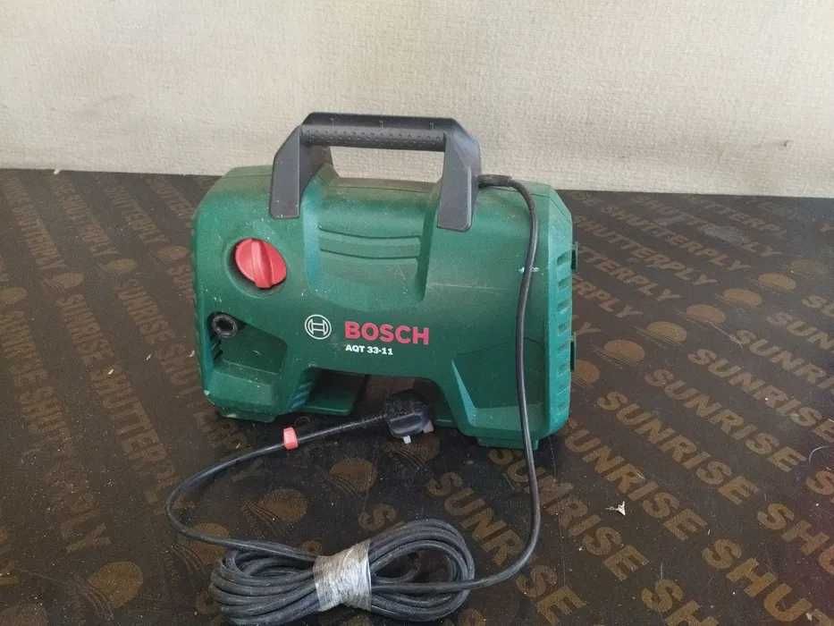 Водоструйка BOSCH чисто нова без маркуч и пистолет