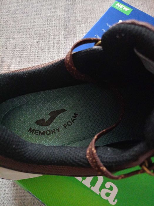 Нови кожени маратонки JOMA