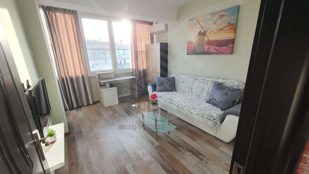 Продава се Тристаен апартамент в Пловдив, Христо Смирненски - 84 кв.м за 1739 €/кв.м - Снимка #1