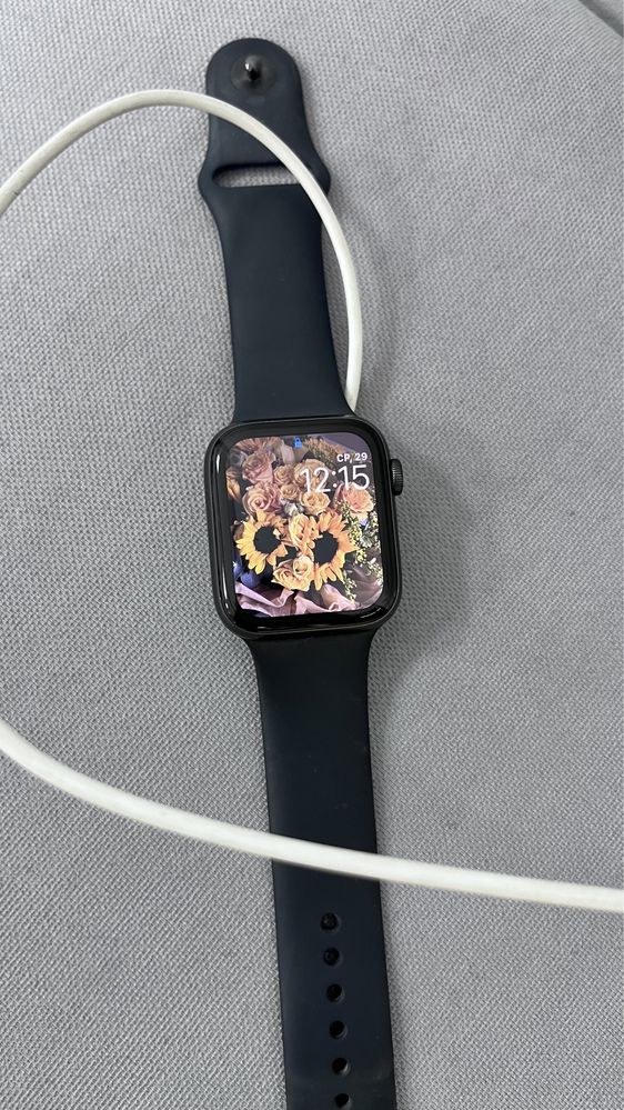 Apple watch SE  смарт часы