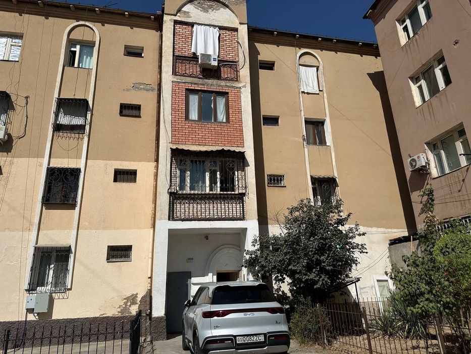 СРОЧНО!!! Продается Мухбир 4/3/4 Балкон 2,5×10 Банковский дом