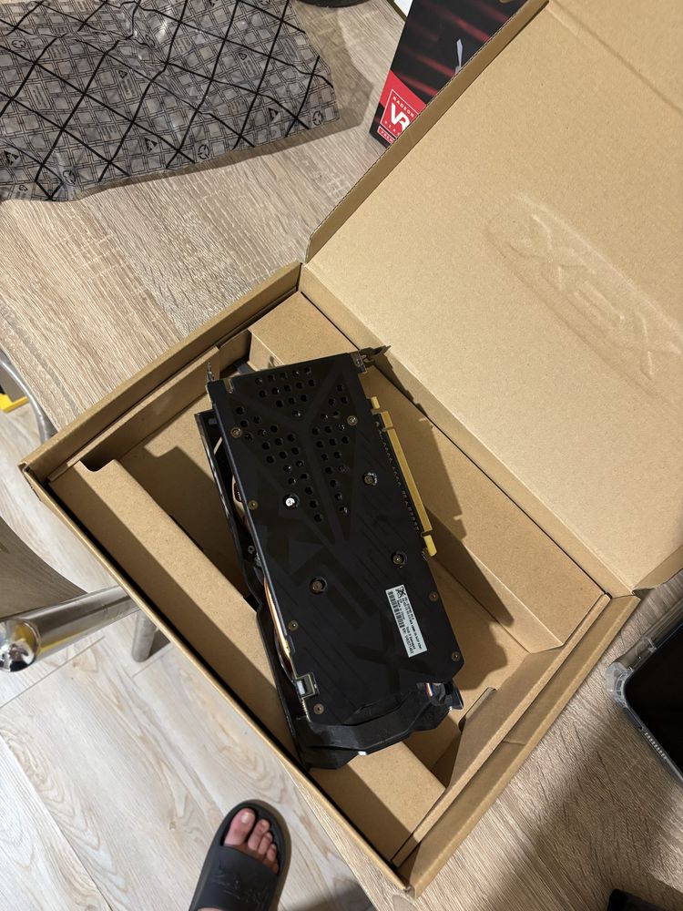 XFX Radeon RX 570 8GB GDDR5 – Отлична видеокарта за гейминг