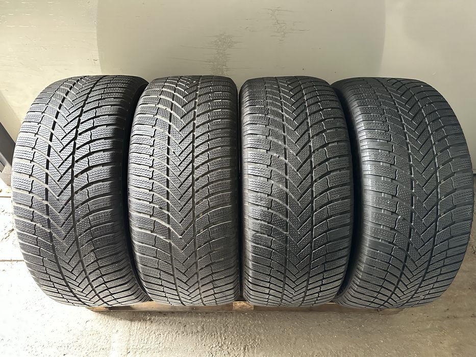 255/50 R19 Bridgestone Blizzak LM005 Dot 22-23