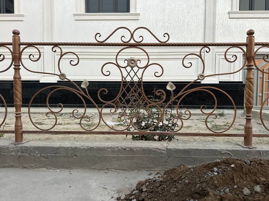 Temir panjara sotiladi 280 000