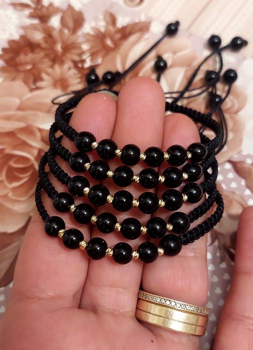 Bratari reglabile unisex cu bile și accesorii de aur!