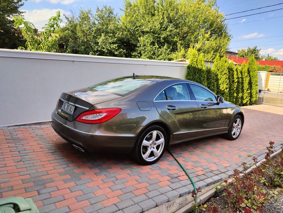 Vând Mercedes CLS 350 4 matic