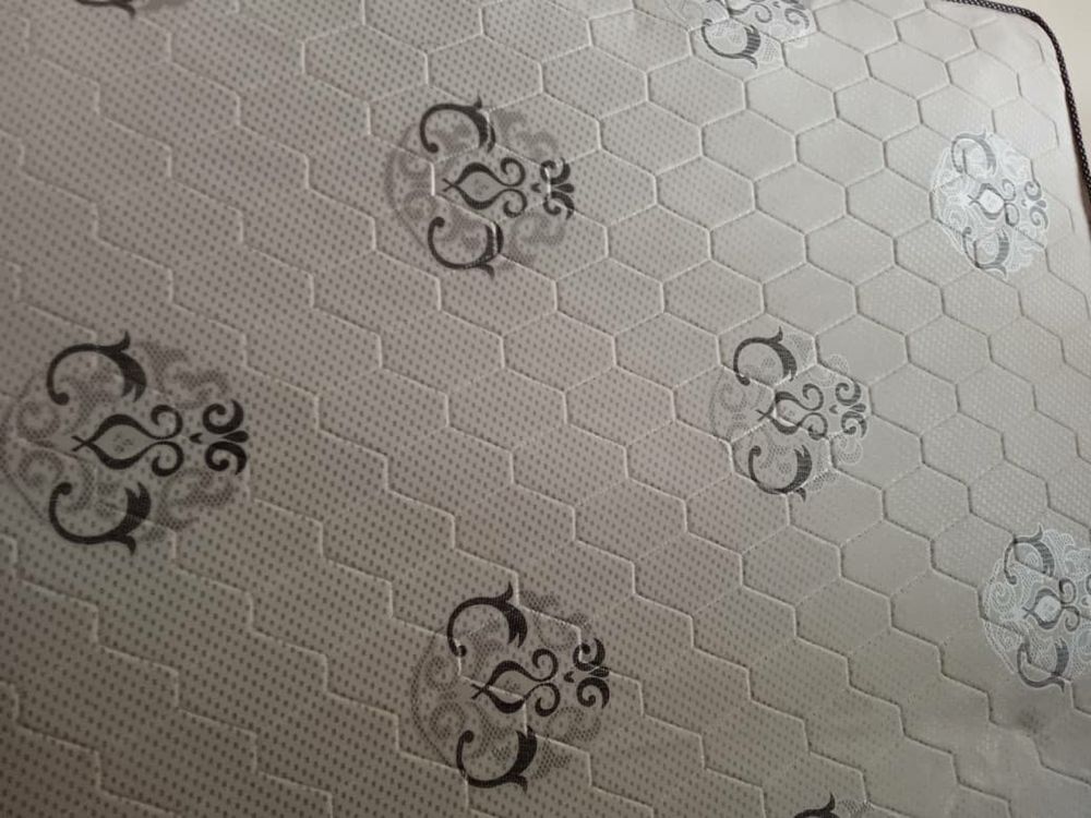 Spalniy divan. Sotiladi
