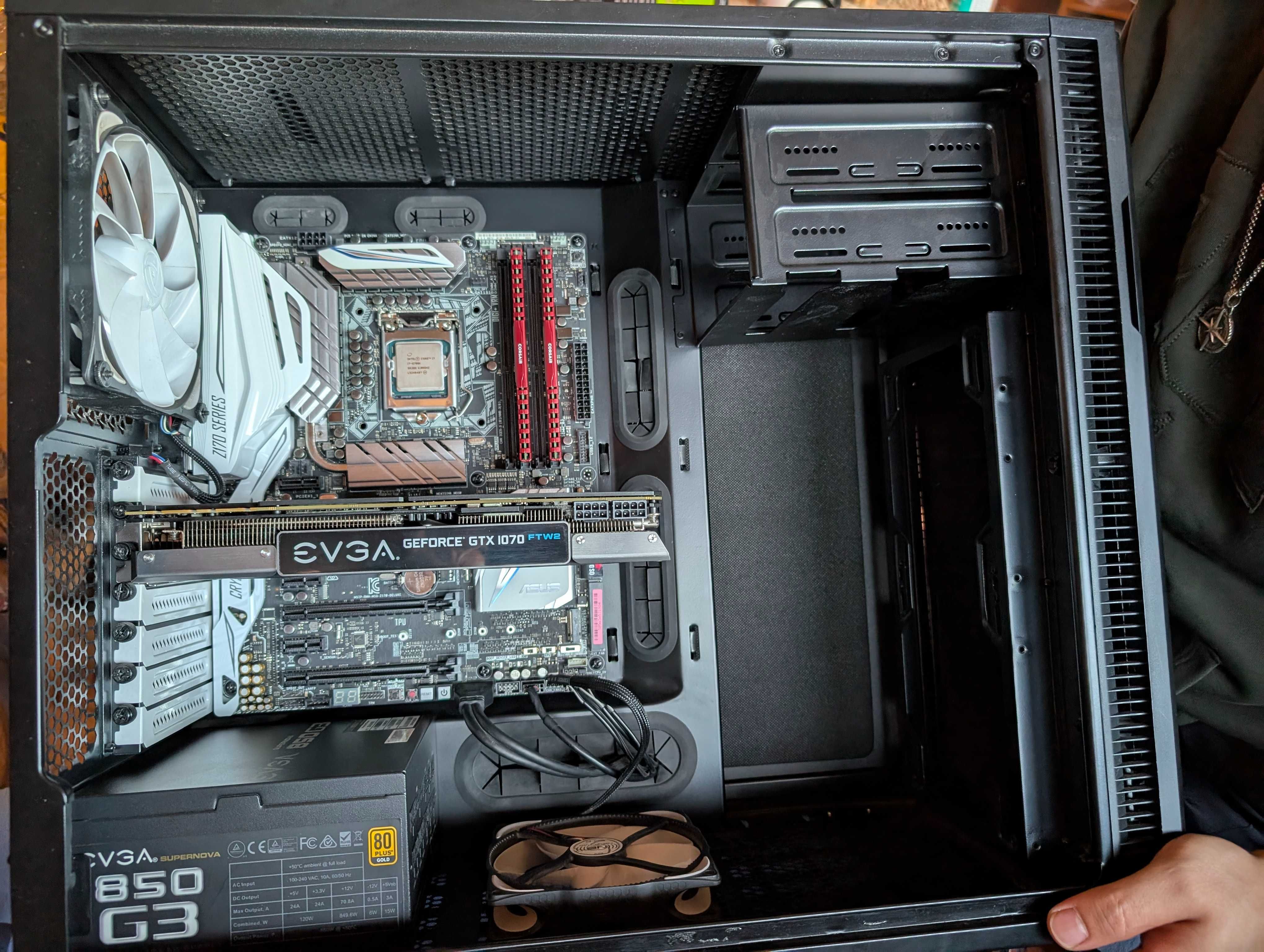 Компютър i7-6700K, 32GB DDR4, 1070 8GB, 850W и кутия
