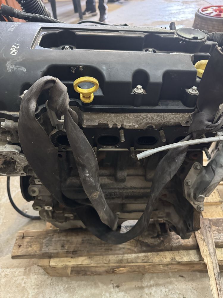 Двигател Опел Корса Е Д Астра 1.4 бензин B14XER Opel Corsa E D Astra J