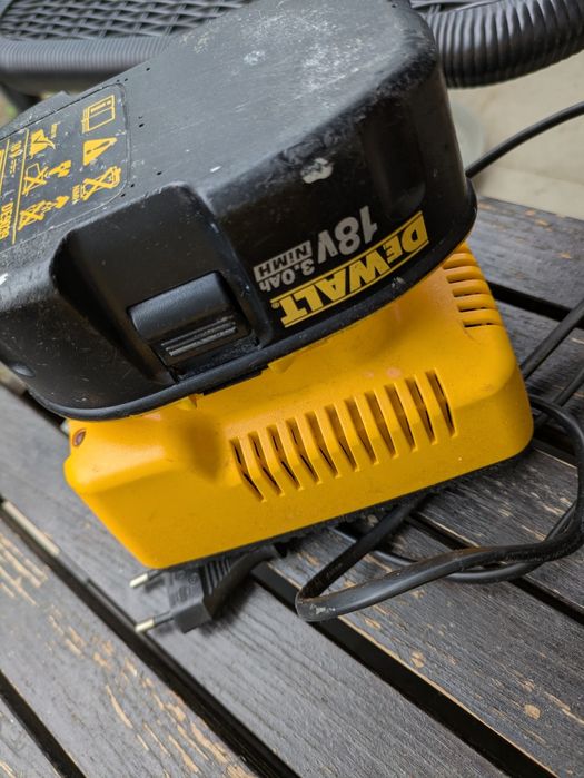 Polizor unghiular / flex DeWalt
