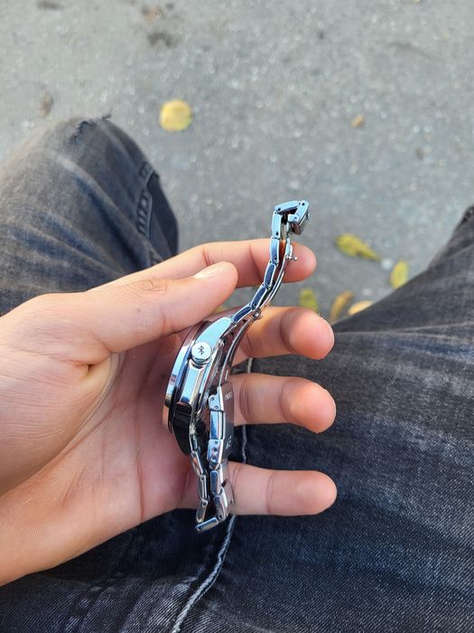 vând ceas bărbătesc