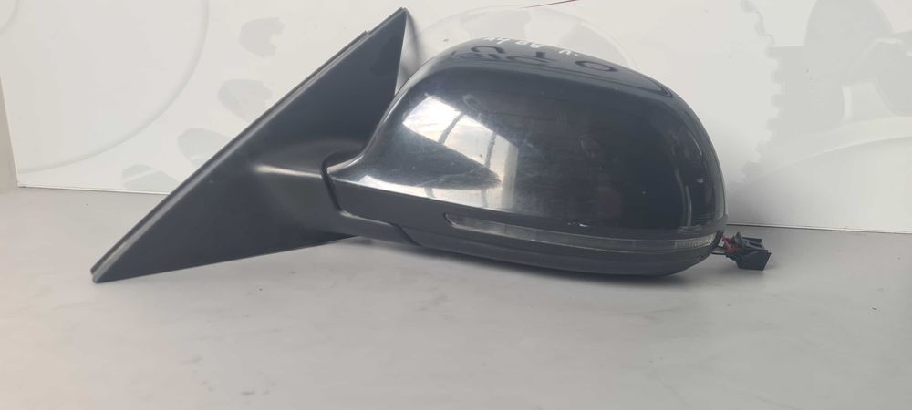 Огледало Audi A4 2009г.