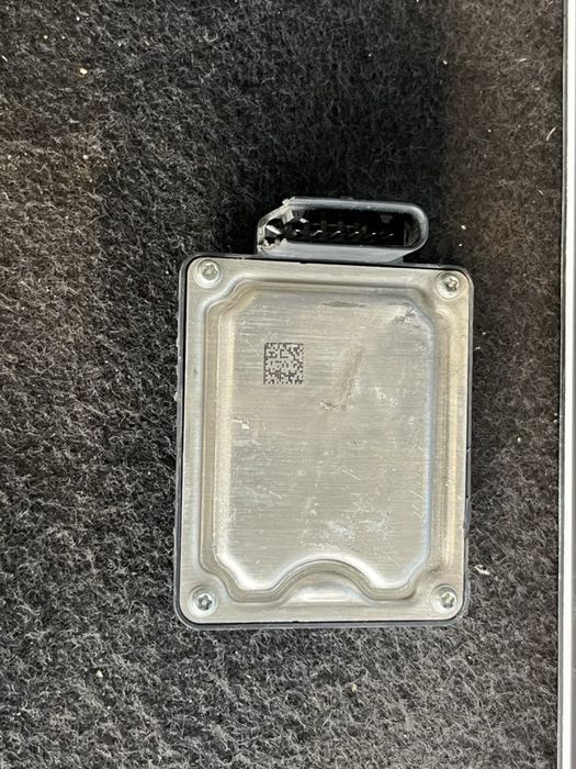 Дистроник tesla model 3 Y radar sensor distronic 1108647 радар сензор