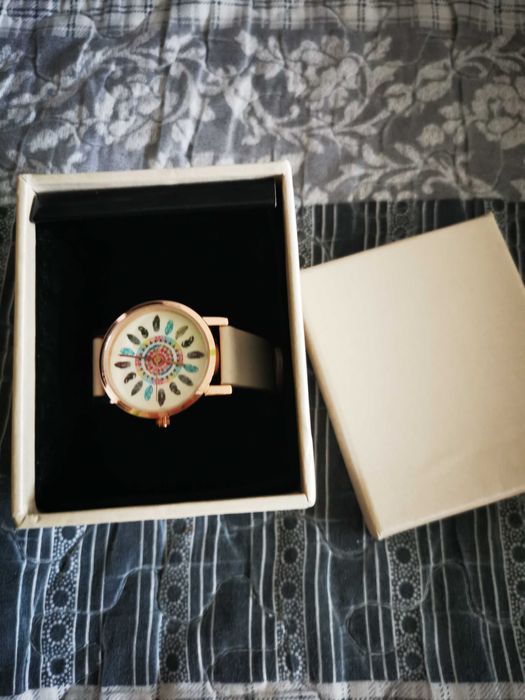 Vând Ceas Nou Meli melo