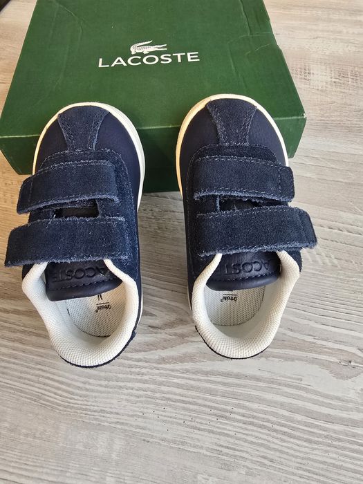 Обувки Lacoste номер 20