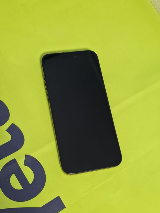 256GB iPhone 15 Pro Max Yettel Гаранция 2026г. Black Titanium / Черен