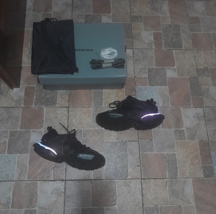 Balenciaga track