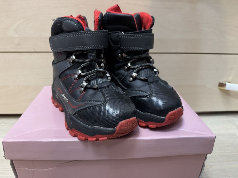 Продам зимние сапоги