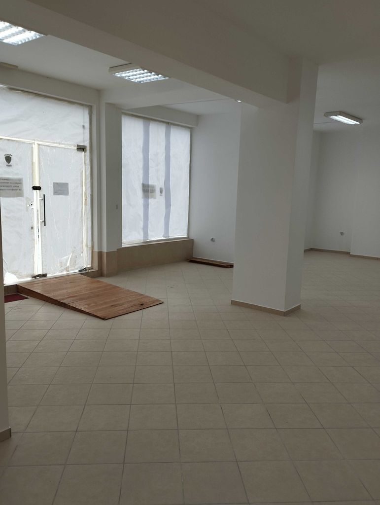 Дава се под наем Склад в Варна, Кайсиева градина - 150 кв.м за 1274.49 € - Снимка #2