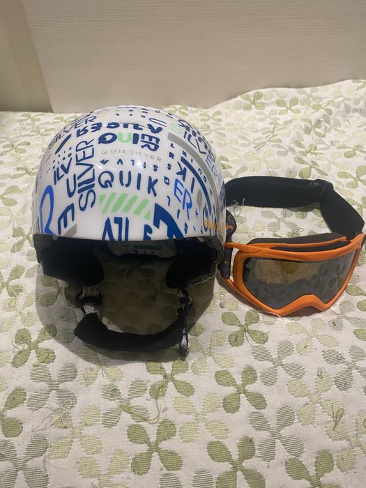 Комплект детска каска и ски очила