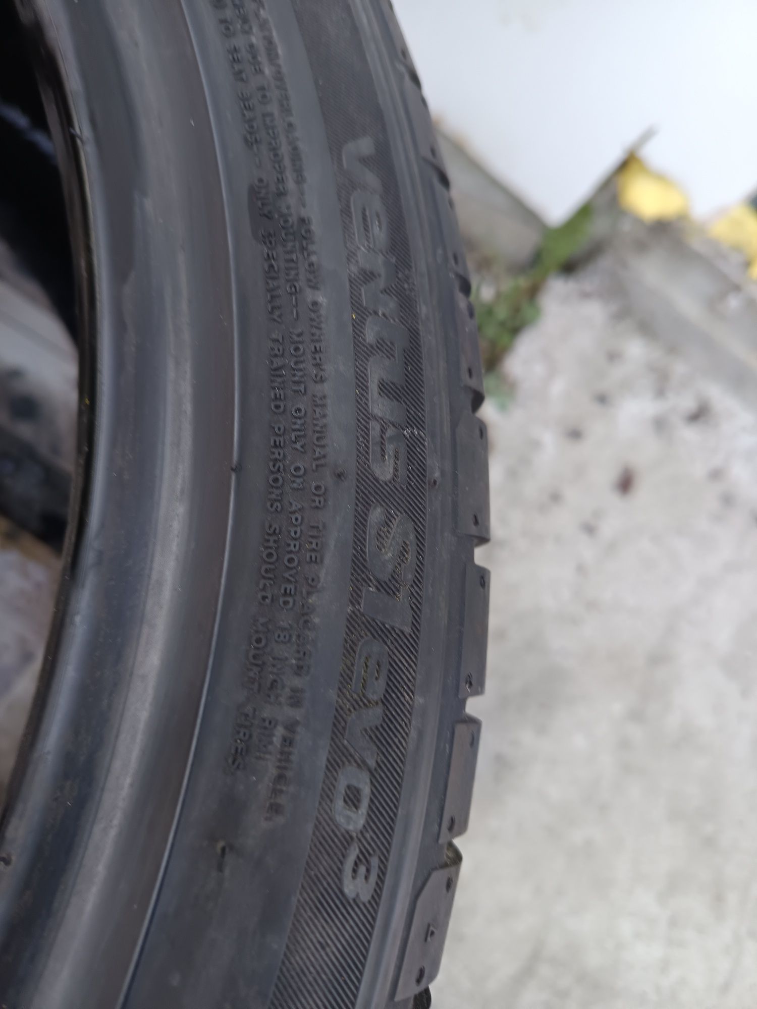 255 35 ZR 18 Hankook Дот4019