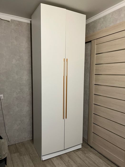 Шкаф возможен торг