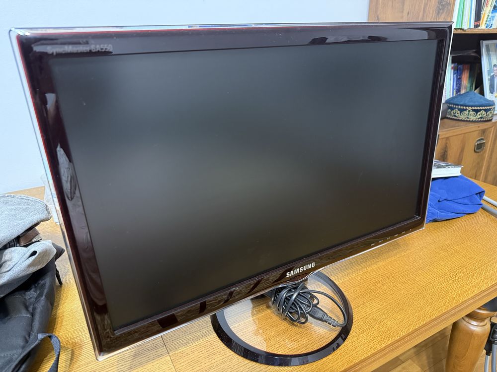 Монитор Samsung 23 дюйма
