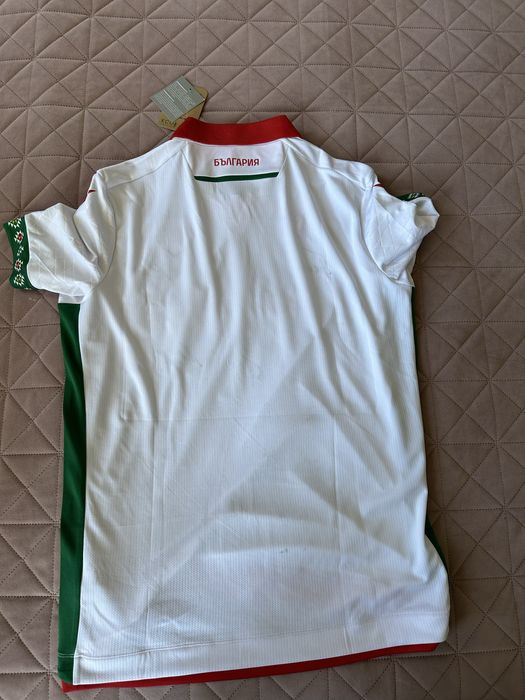 Тениска с автографи българия национали уникат сезон 2025/2027