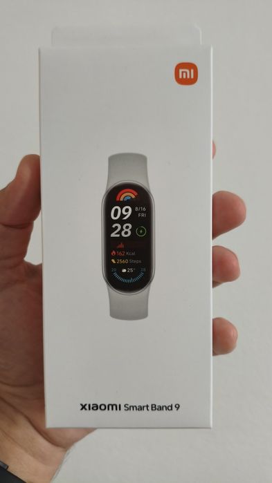 Ceas Clasic rezistent la apă si Xiaomi SmartBand 9