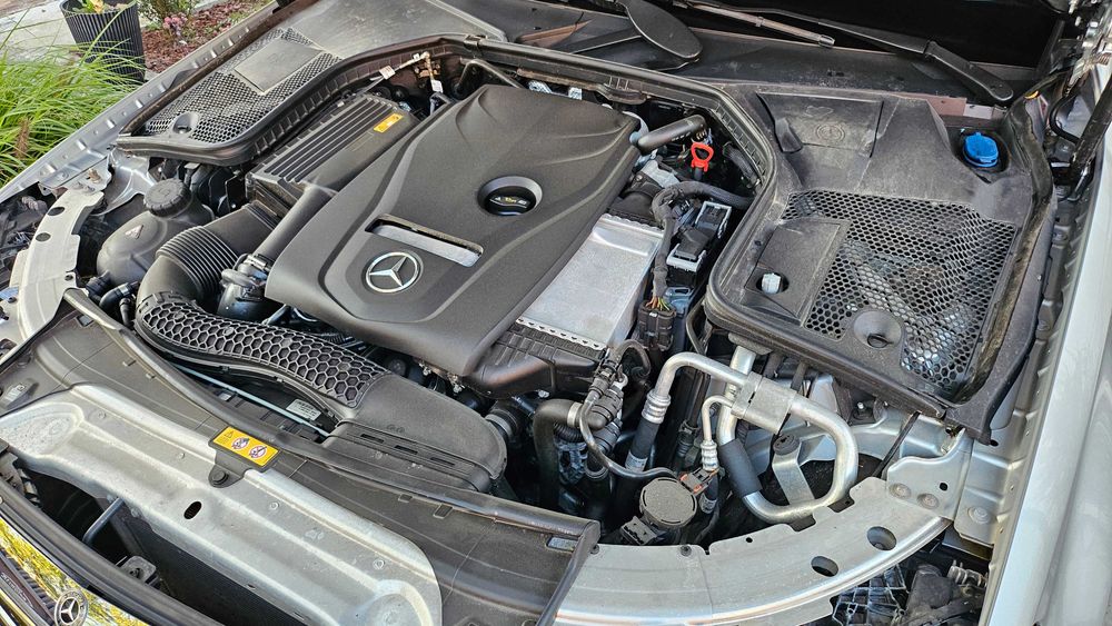 Mercedes Benz C180 , 1,6 benzina , 156cp , euro 6d , 09.2020 , 38000km