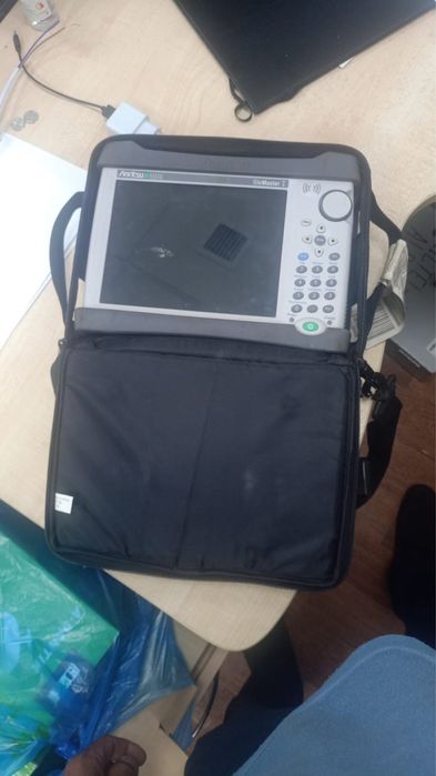 Продаю анализатор антенн и кабелей Anritsu Site Master S331E