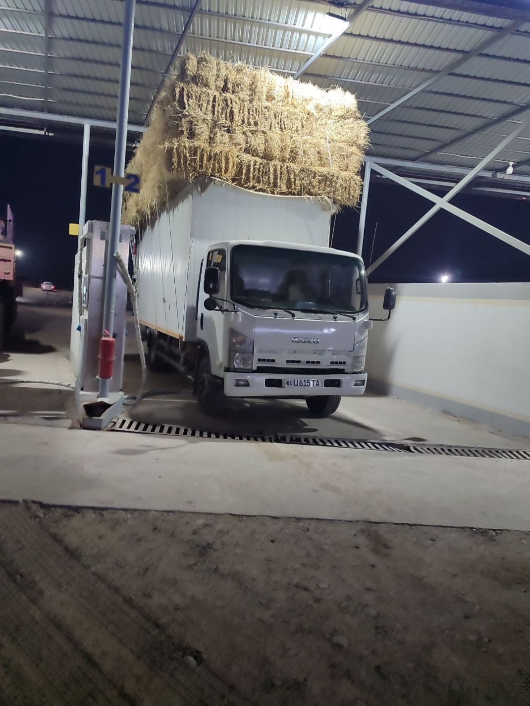 Isuzu   5tonnalik