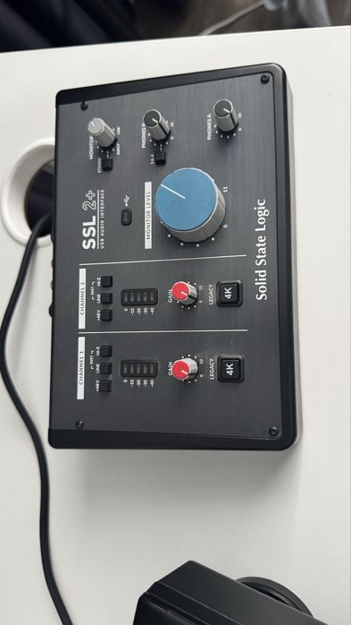 Placa de sunet SSL 2+