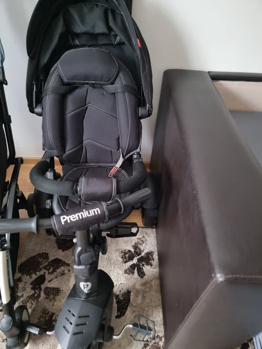 Vand tricicleta 3 in 1 si cărucior Zen cu cadou masinută pt copii