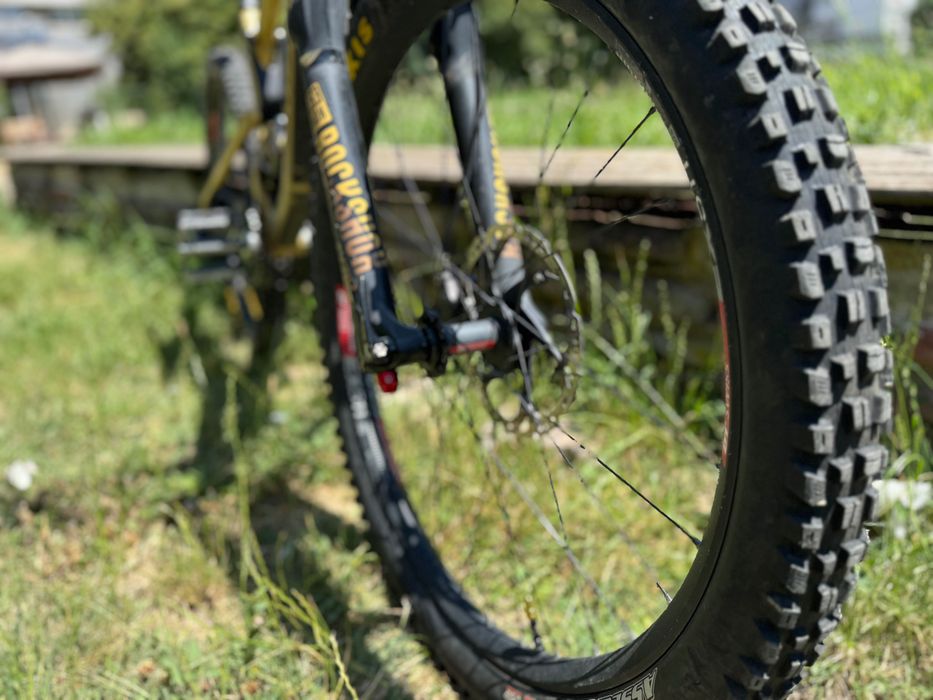 Santa Cruz Nomad 4 AL - S build - размер M