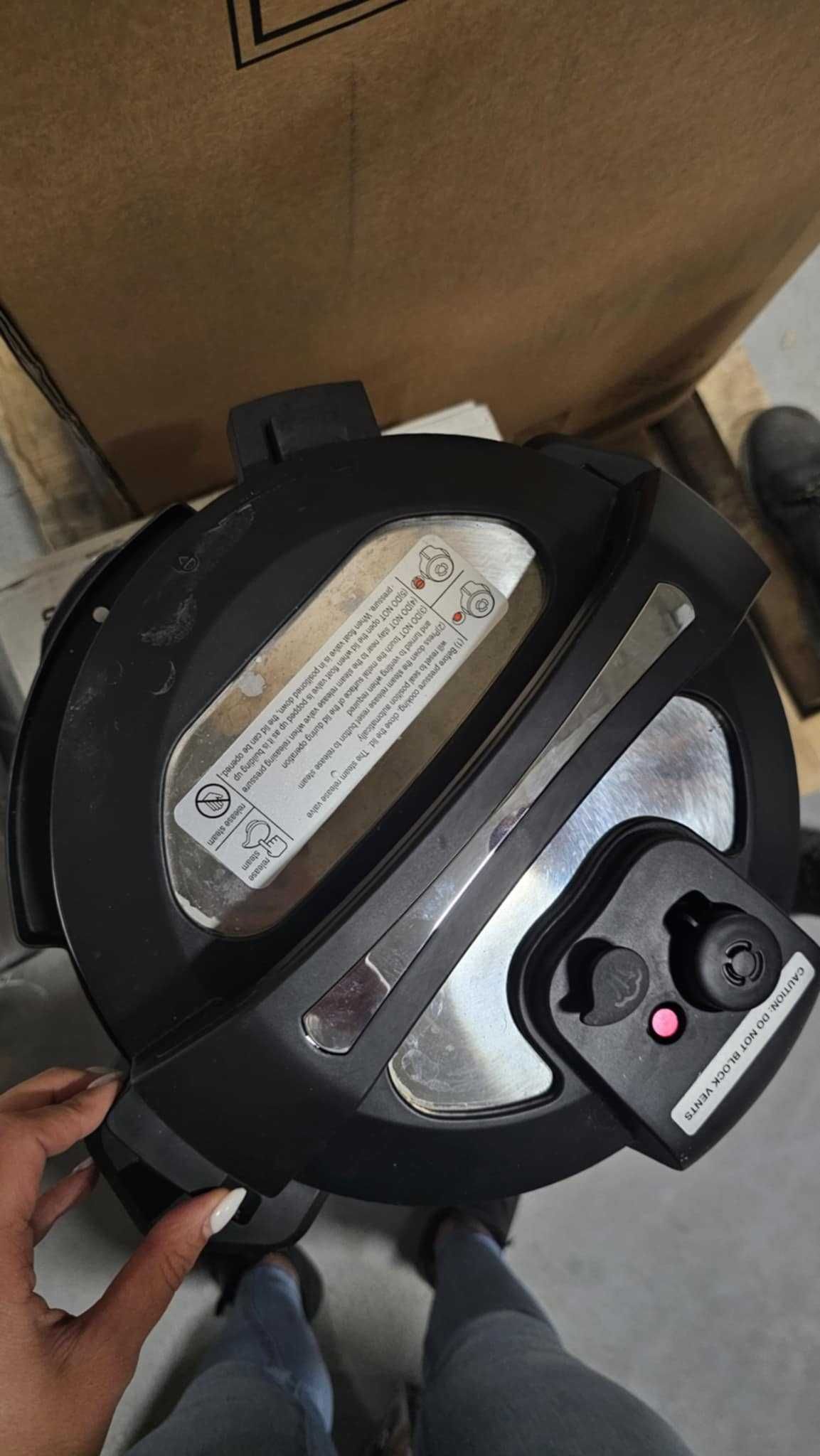 Мултикукър под налягане и Air Fryer 2в1 Oliver Voltz OV51985G6