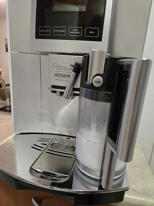 Кафемашина Delonghi